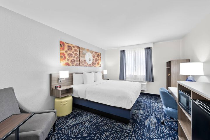 Clarion Pointe in Shreveport, LA
