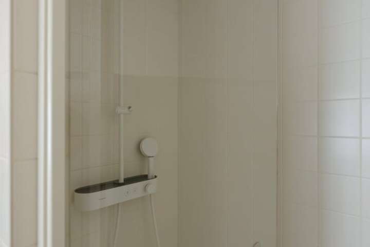 Room 694 of 780
