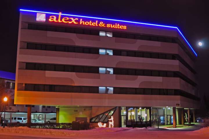 Front of property - evening/night