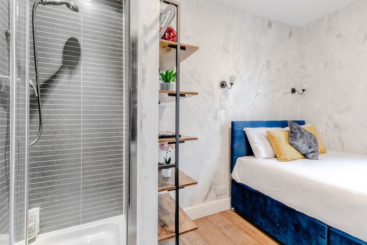 Room 87 of 234