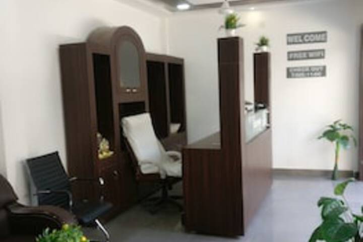 HOTEL GURUKRIPA INN