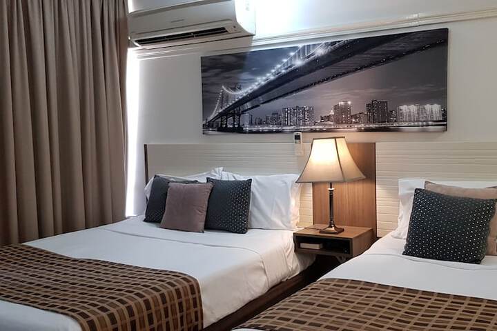 Room 17 of 66
