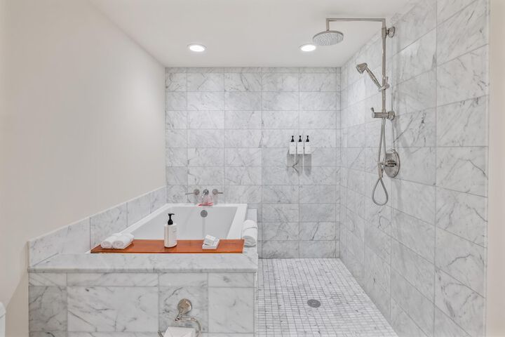 Bathroom shower