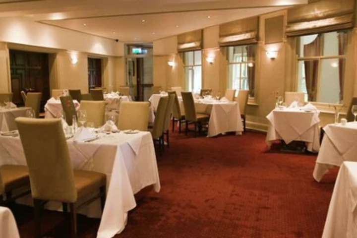 Dining 75 of 142