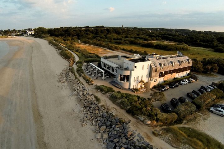 Logis Hôtel &  Restaurant Les Mouettes - Larmor Plage proche de Lorient in Larmor-Plage