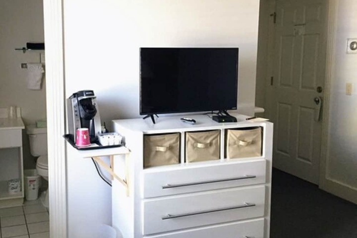 Room 71 of 168