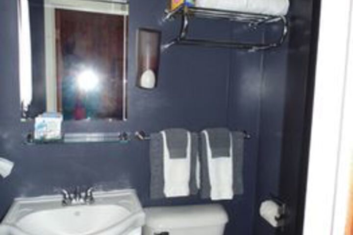 Room 3 of 35