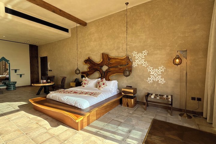Room 28 of 202