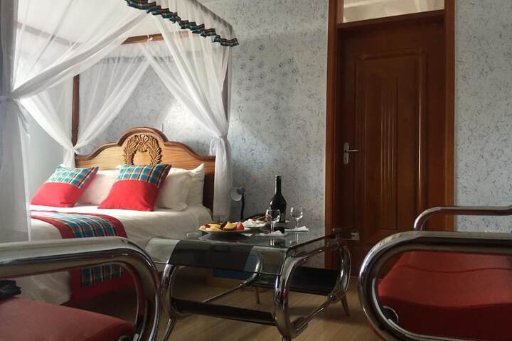 Room 5 of 35