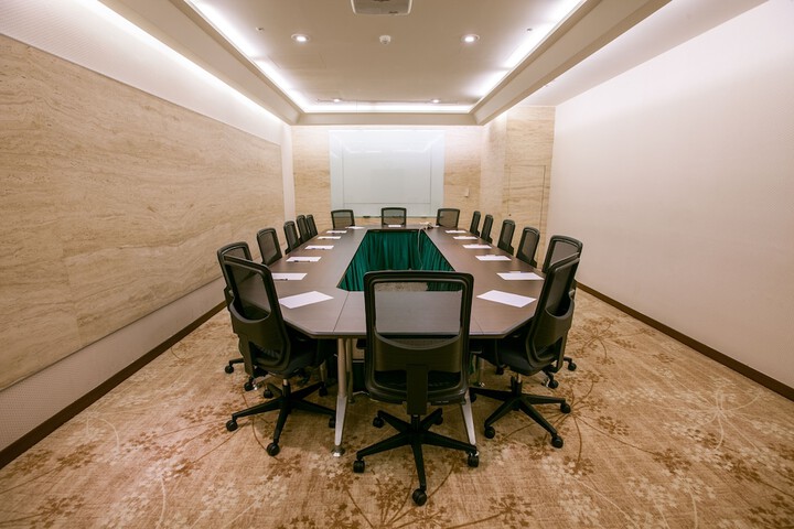 Meeting 32 of 35