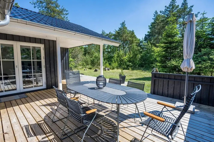 Terrace/Patio 6 of 14