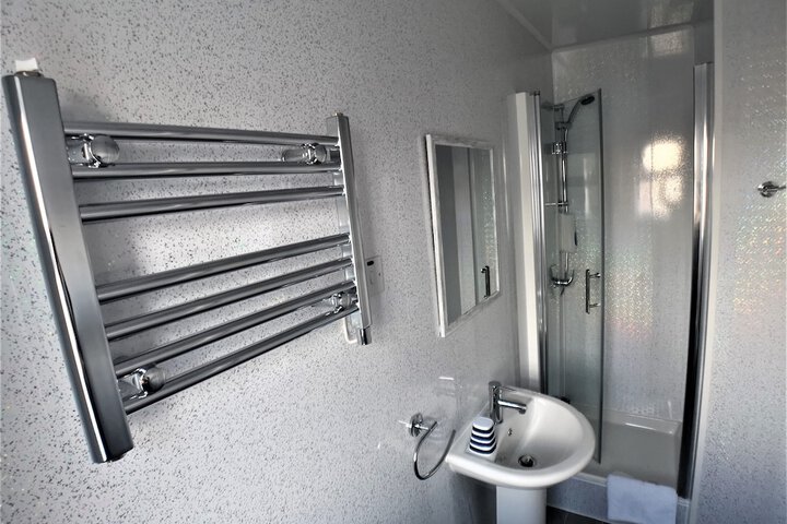 Room 74 of 102