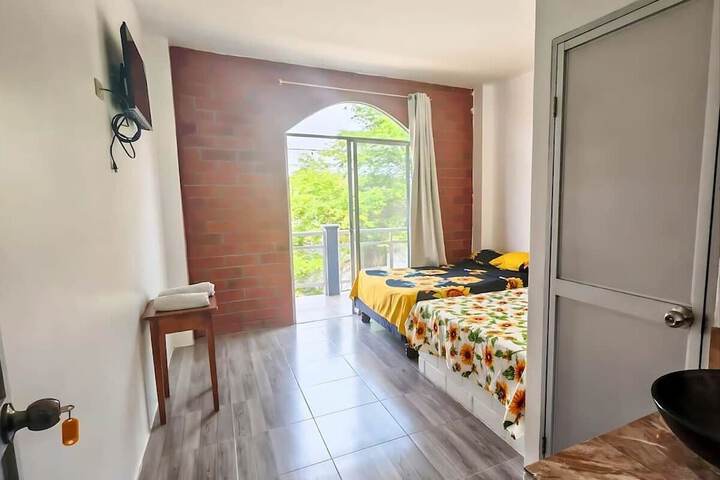 Room 10 of 29