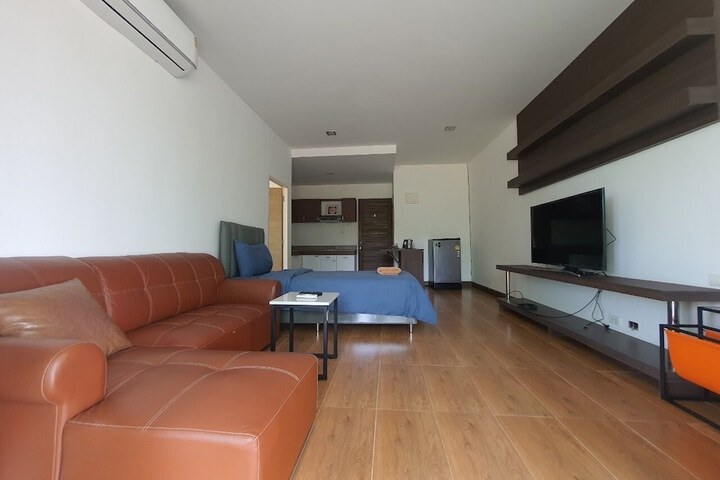 Room 164 of 263