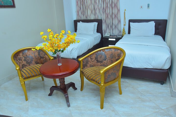 Room 15 of 62
