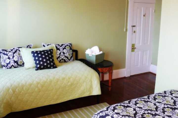 Room 12 of 23