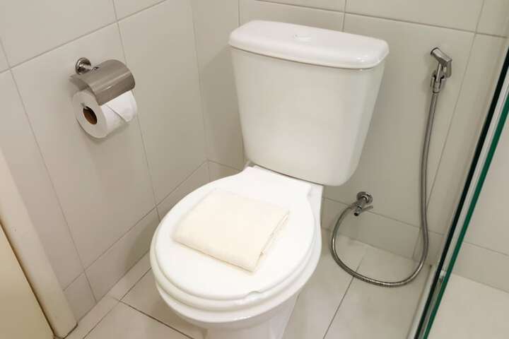 Room 15 of 50