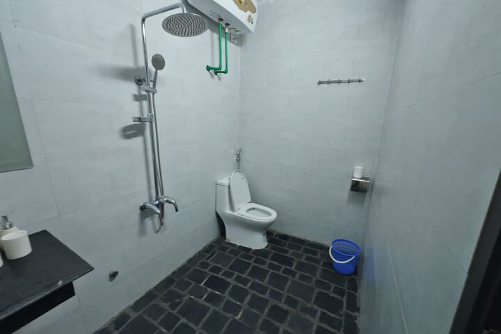 Room 36 of 141
