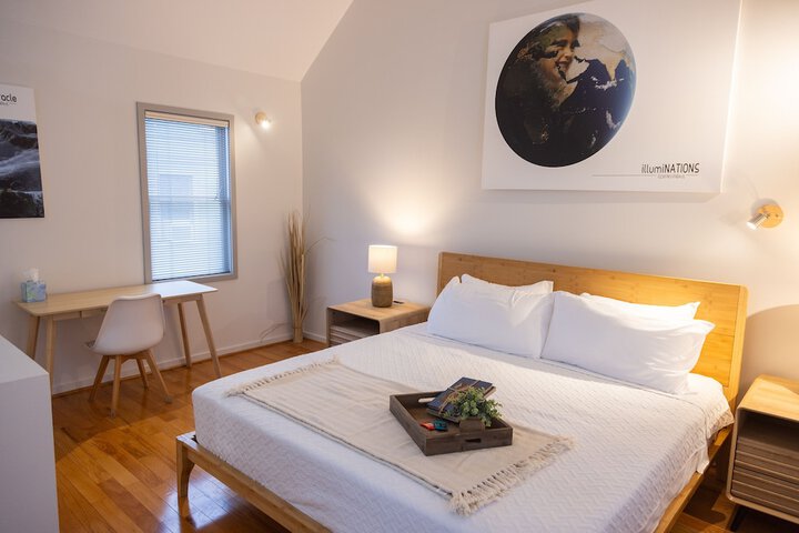 Room 44 of 219