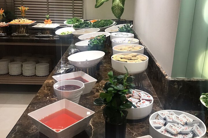Dining 79 of 86