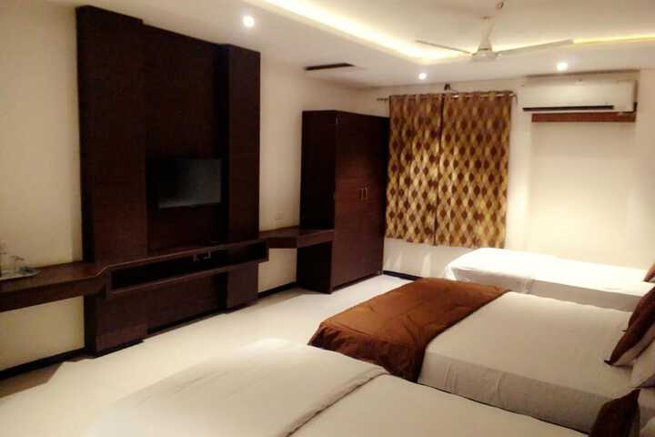 Room 19 of 57