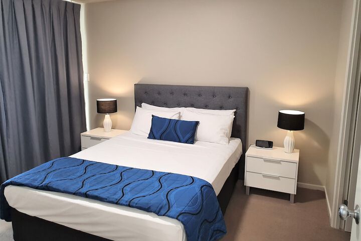 Room 14 of 87