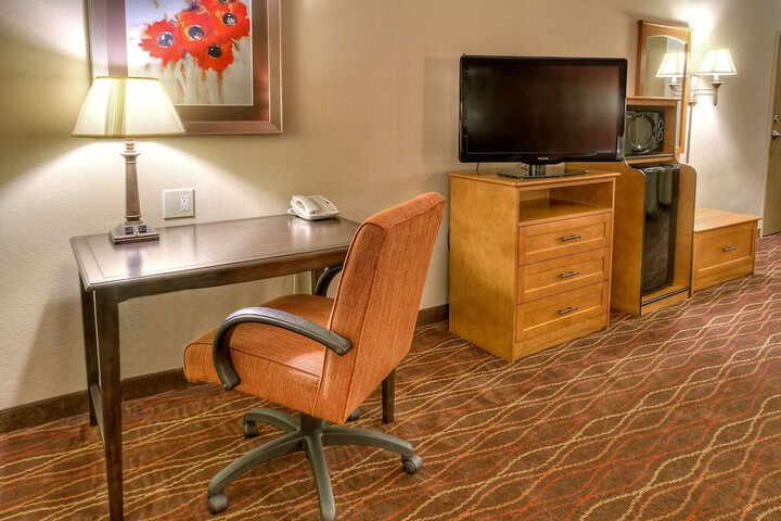 Room 9 of 30