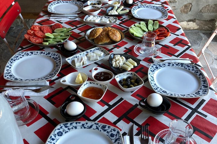 Breakfast/Coffee Service 21 of 37