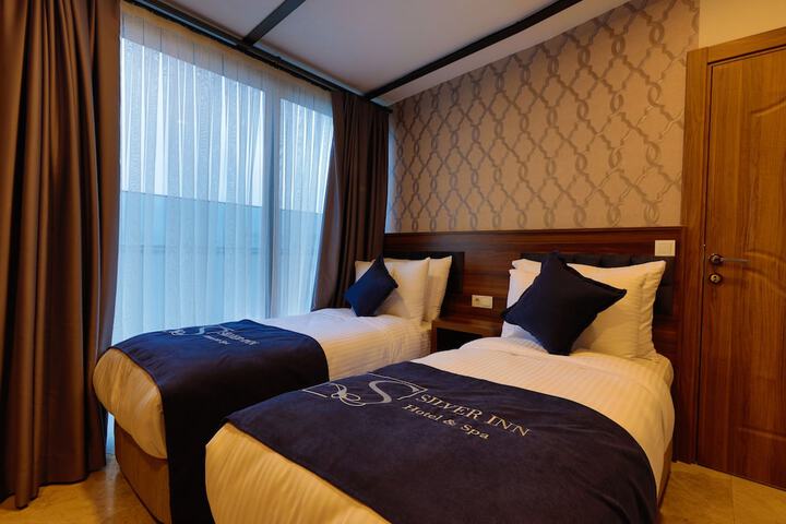 Room 20 of 84