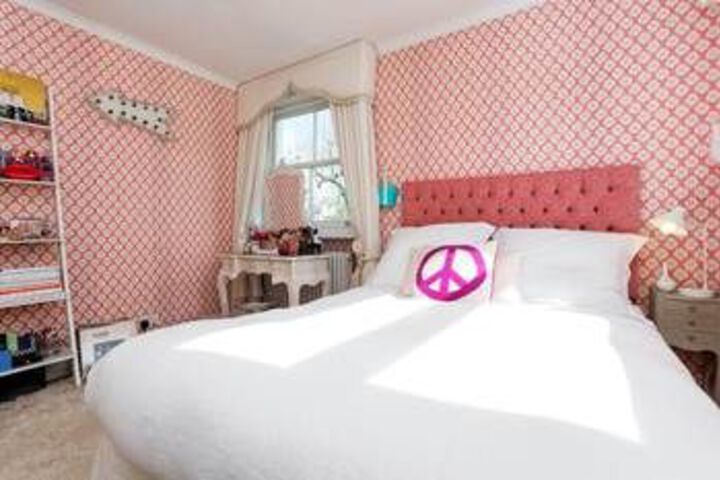 Room 12 of 41