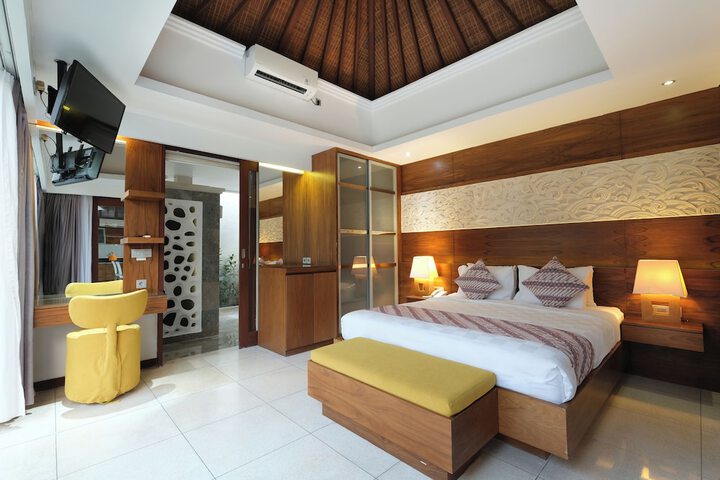 Room 5 of 25