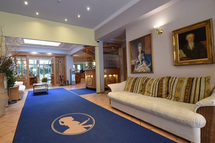 Hotel 5 of 50