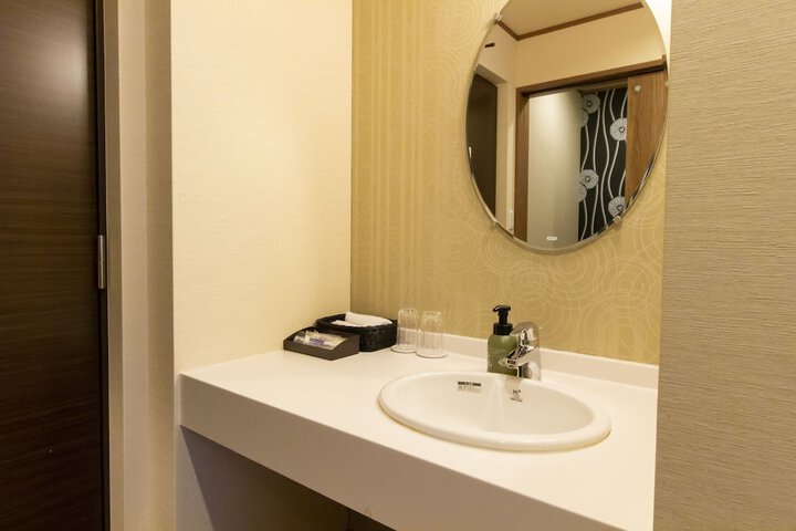 Bath Interior