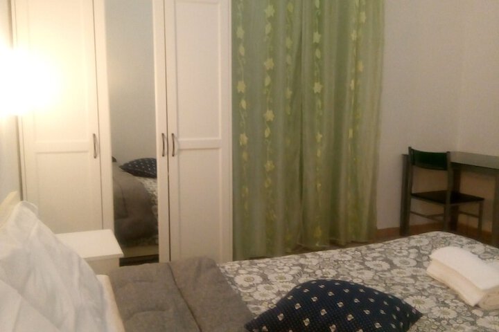 Room 11 of 14