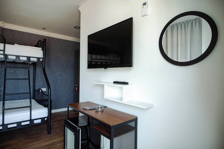 Room 79 of 135