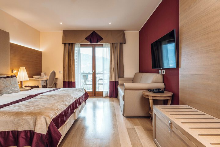 Room 26 of 124