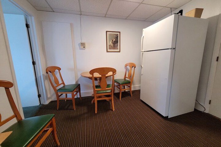 Room 19 of 39