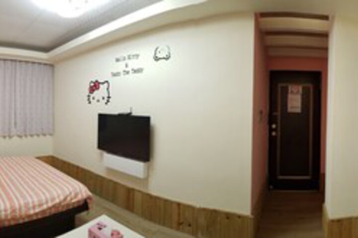 Room 34 of 57