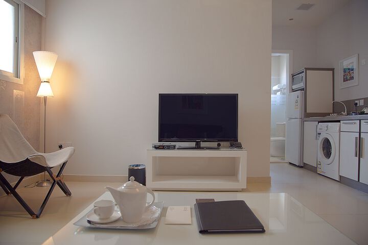 Room 14 of 21