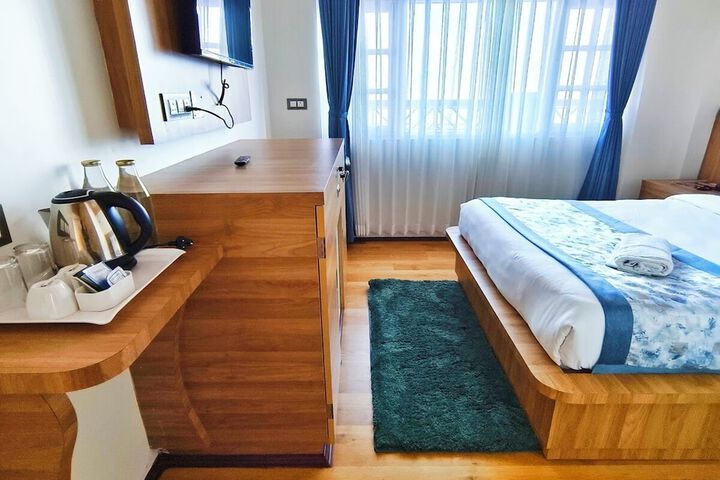Room 5 of 35