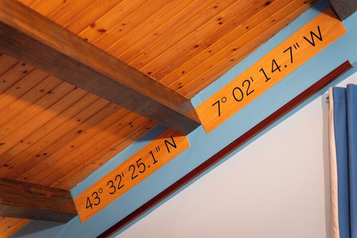 Room 18 of 134
