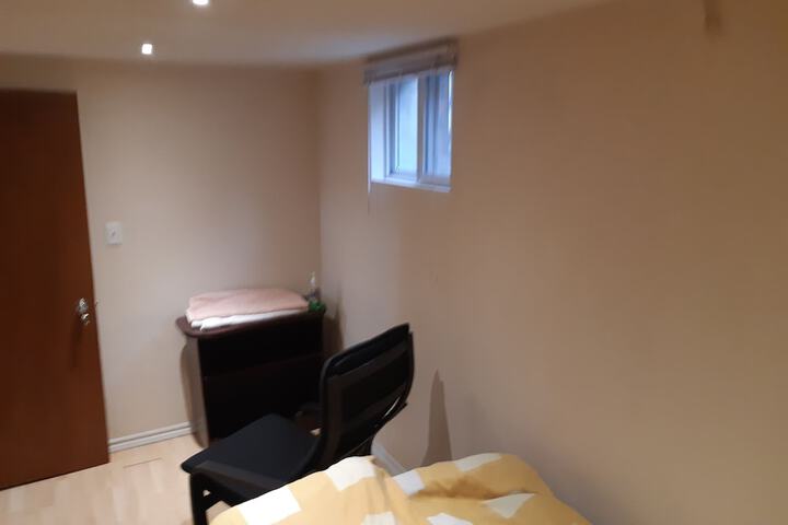 Room 4 of 45