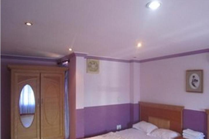 Tim Paradise Hotel