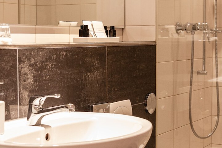 Clean Restrooms