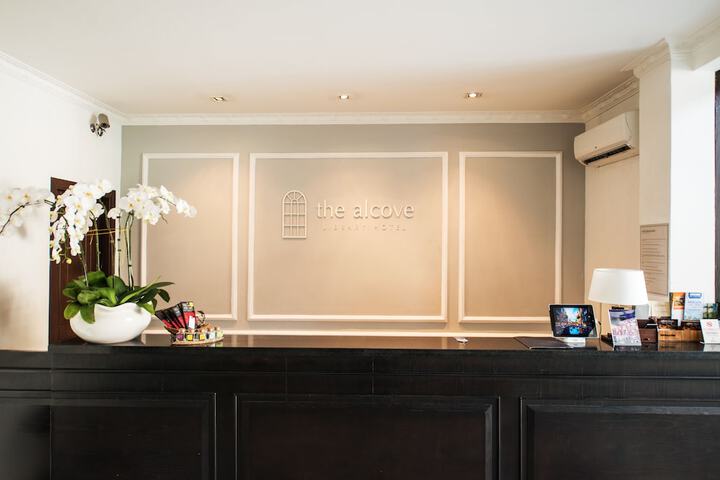 Hotel Interior 4 of 145
