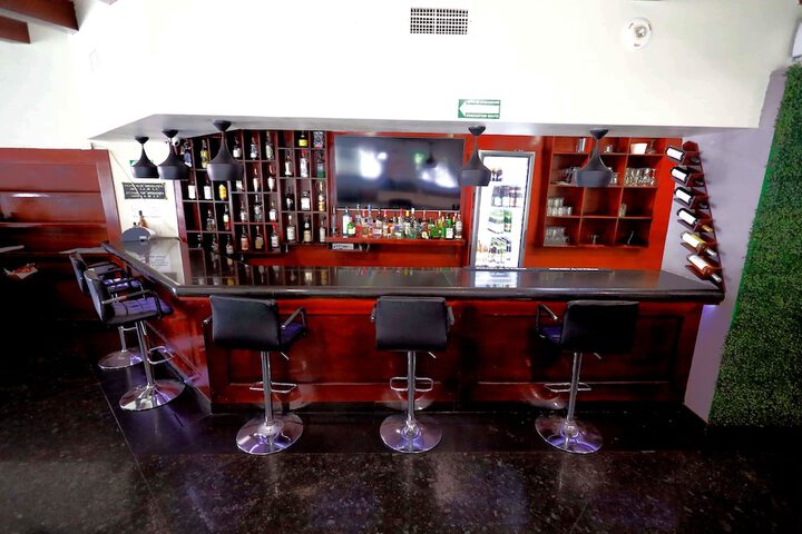 Lounge 116 of 138