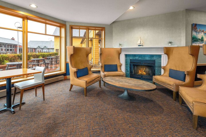 Breakfast/Coffee Service 88 of 119