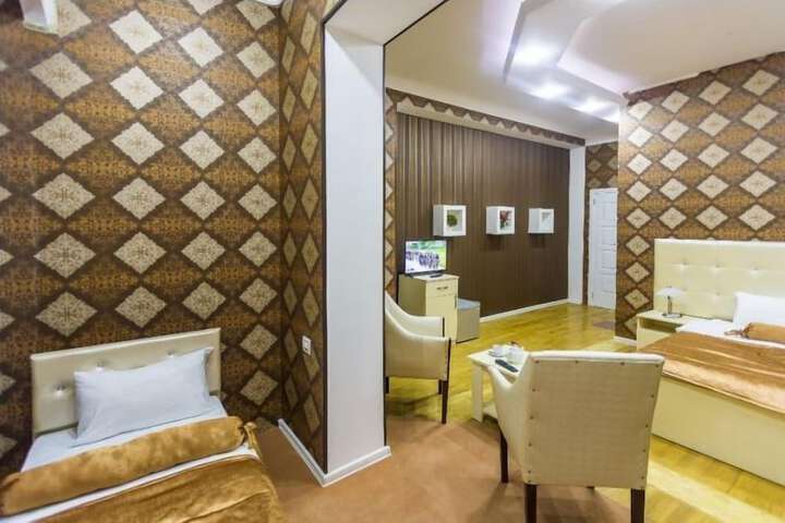 Room 10 of 55