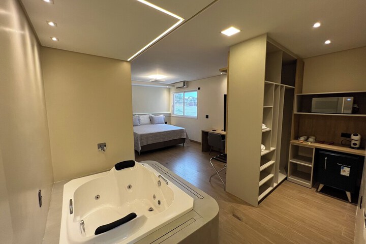 Room 19 of 67