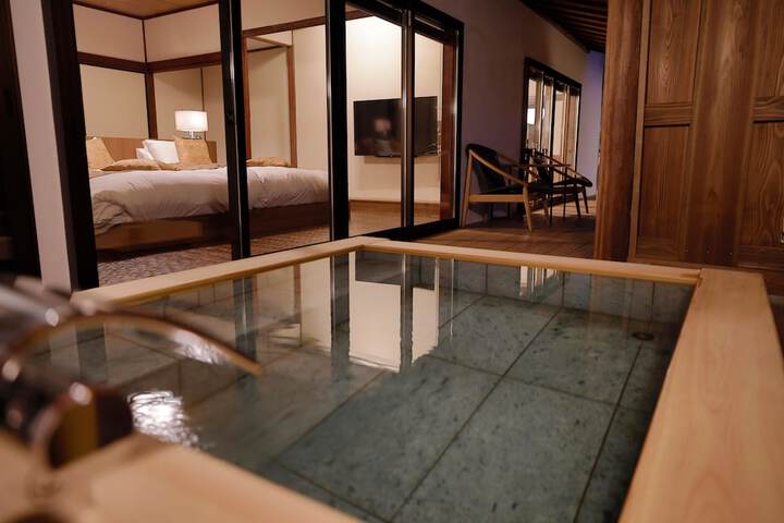 Room 25 of 75